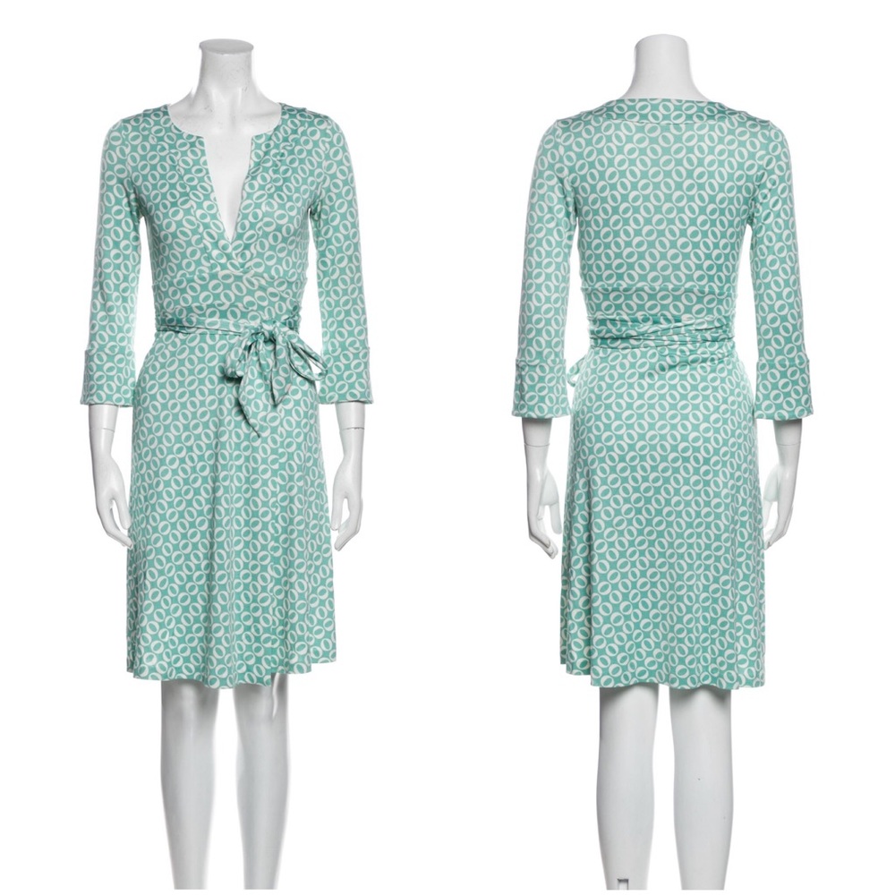 Diane Von Furstenberg 100% silk turquoise white wrap dress midi tie belt small